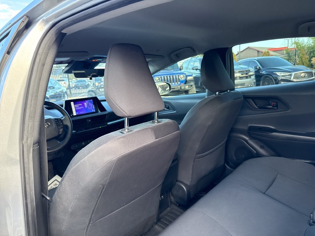 Used 2024 Toyota Prius LE FWD image 24