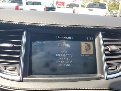 Used 2023 INFINITI QX55 Luxe w/ Cargo Package image 23