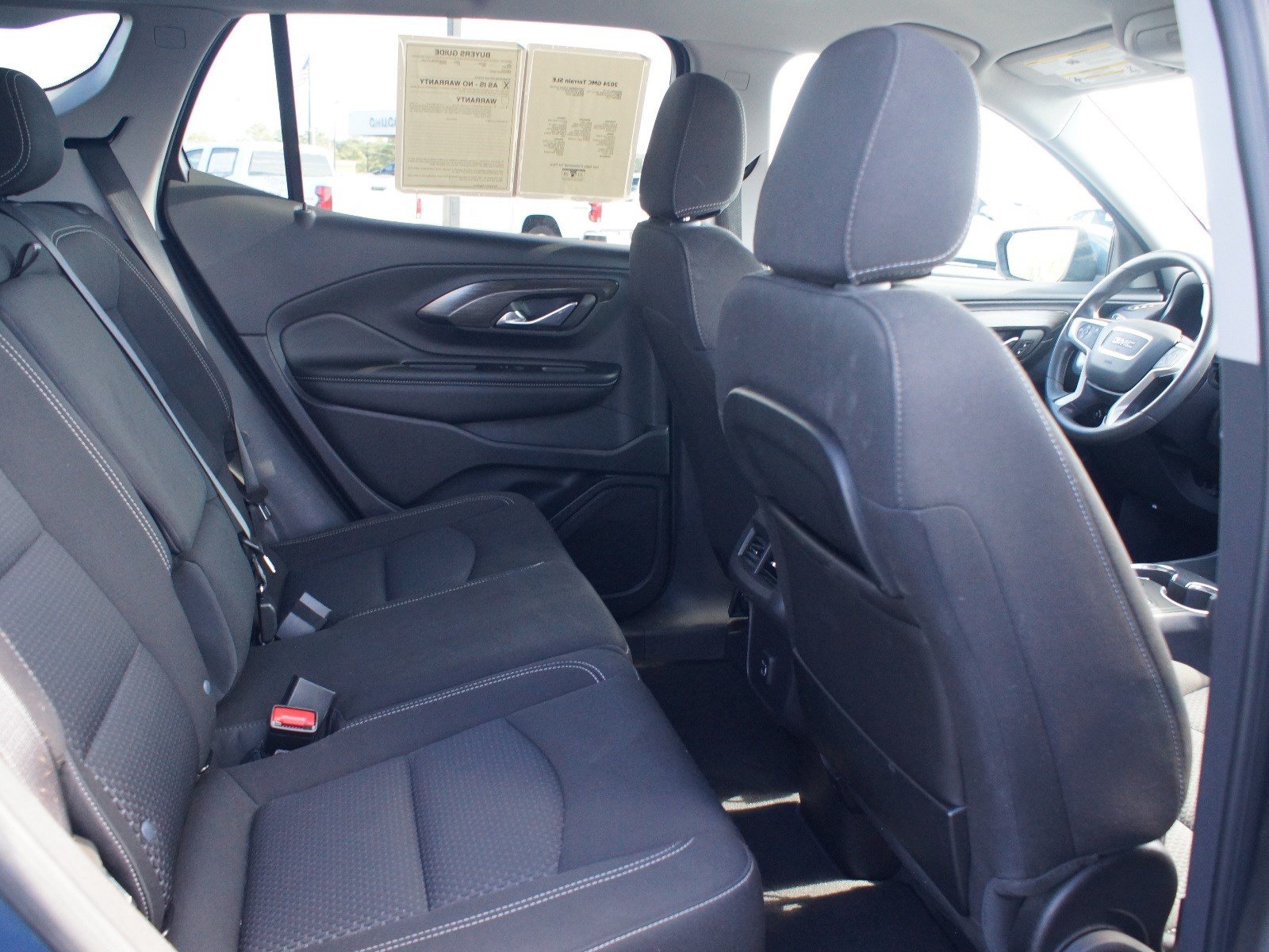 Used 2024 GMC Terrain SLE AWD/4WD image 21