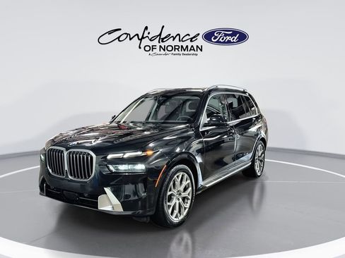 Used 2024 BMW X7 xDrive40i AWD/4WD image 3