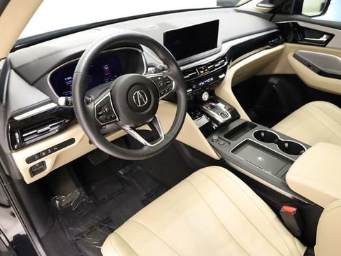 Used 2025 Acura MDX w/ Technology Package image 11