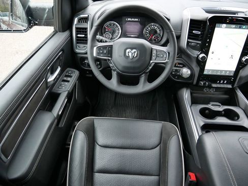 Used 2025 RAM 1500 Laramie image 14