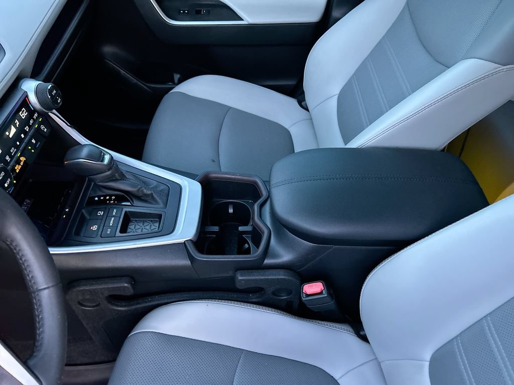 Used 2024 Toyota RAV4 Limited w/ Advanced Technology Package FWD image 30