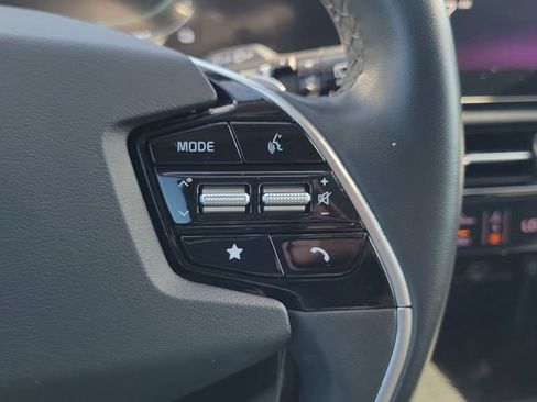Used 2023 Kia Niro EX FWD image 20