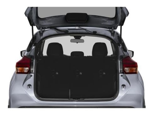 Used 2023 Nissan Kicks SV image 11