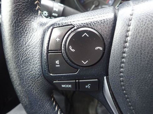 Used 2018 Toyota Corolla iM w/ Carpet Mat Package (TMS) FWD image 15