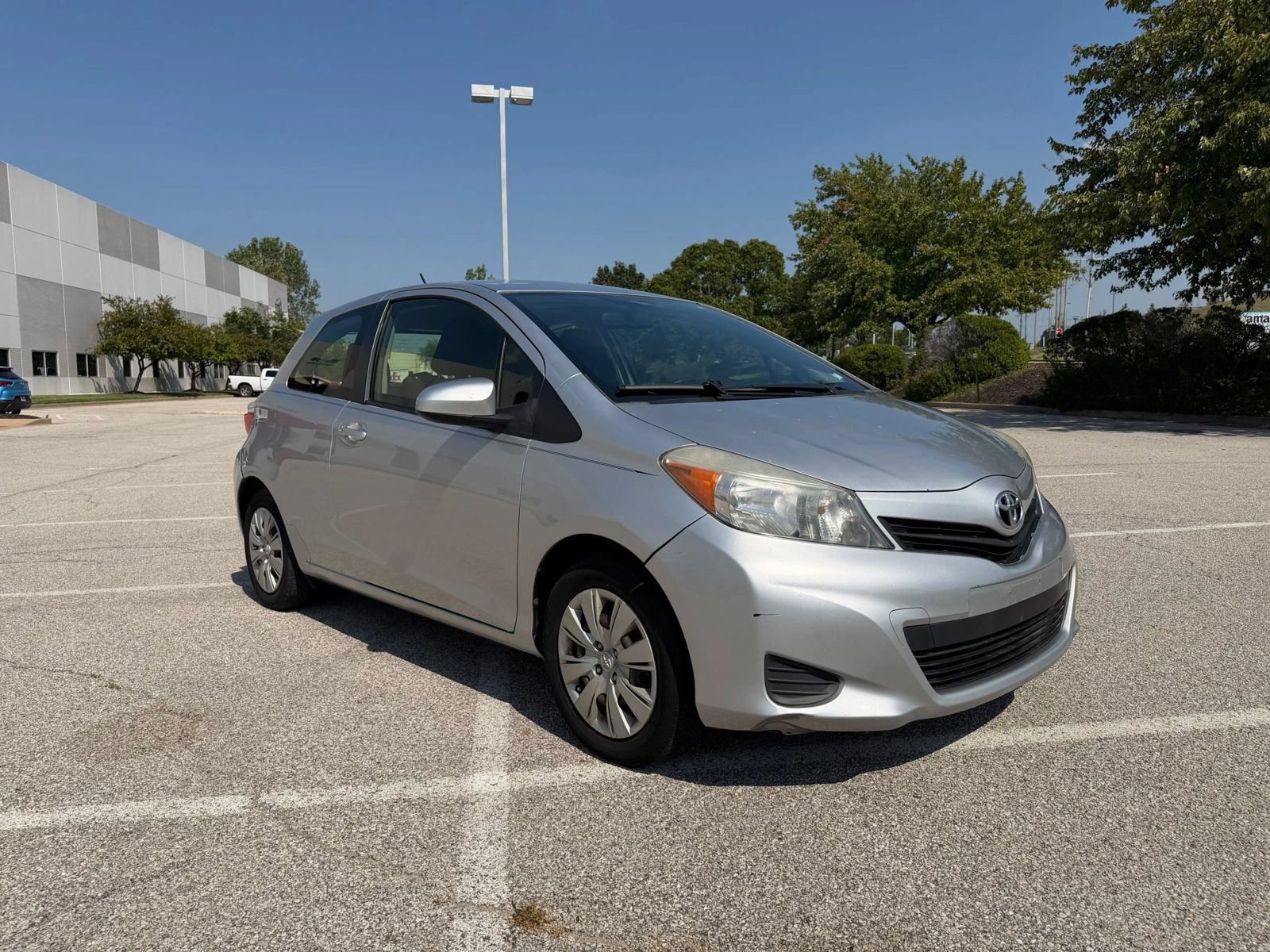Used 2013 Toyota Yaris L FWD image 1