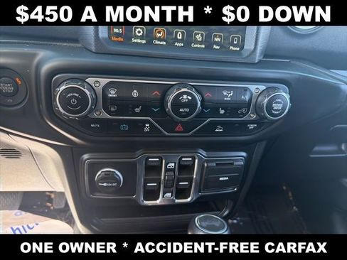 Used 2023 Jeep Wrangler Unlimited Sahara w/ Cold Weather Group AWD/4WD image 20
