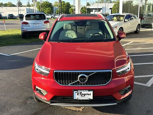 Used 2019 Volvo XC40 T5 Momentum AWD/4WD image 5