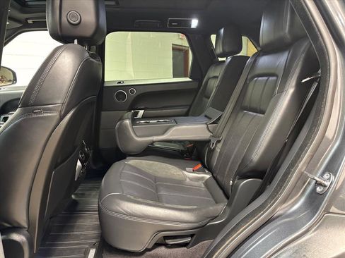 Used 2020 Land Rover Range Rover Sport HST image 29