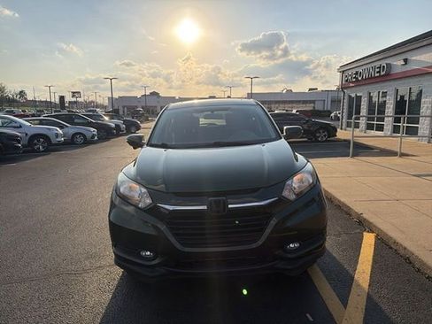 Used 2016 Honda HR-V EX image 10