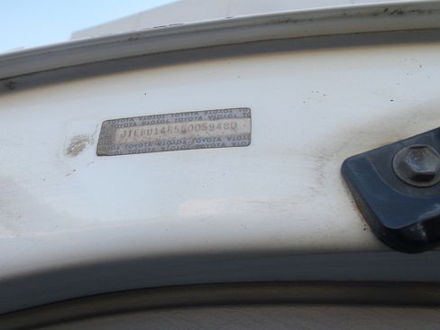 Used 2005 Toyota 4Runner SR5 image 20