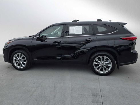 Used 2023 Toyota Highlander Limited AWD/4WD image 6