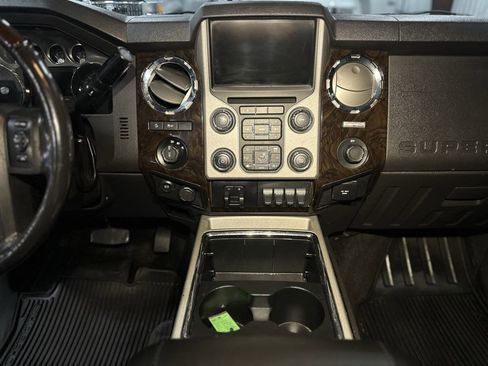 Used 2015 Ford F250 Platinum w/ FX4 Off-Road Package image 10