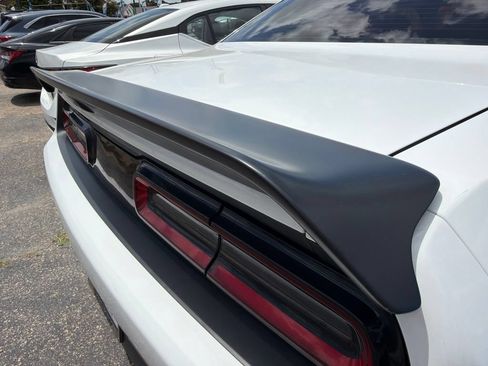 Used 2020 Dodge Challenger R/T Scat Pack RWD image 9