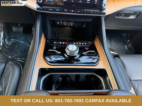 Used 2024 Jeep Grand Wagoneer L Series III AWD/4WD image 21
