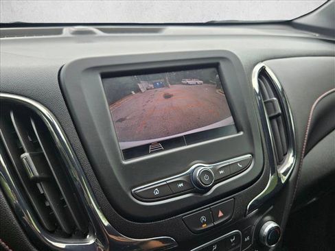 Used 2024 Chevrolet Equinox RS AWD/4WD image 14