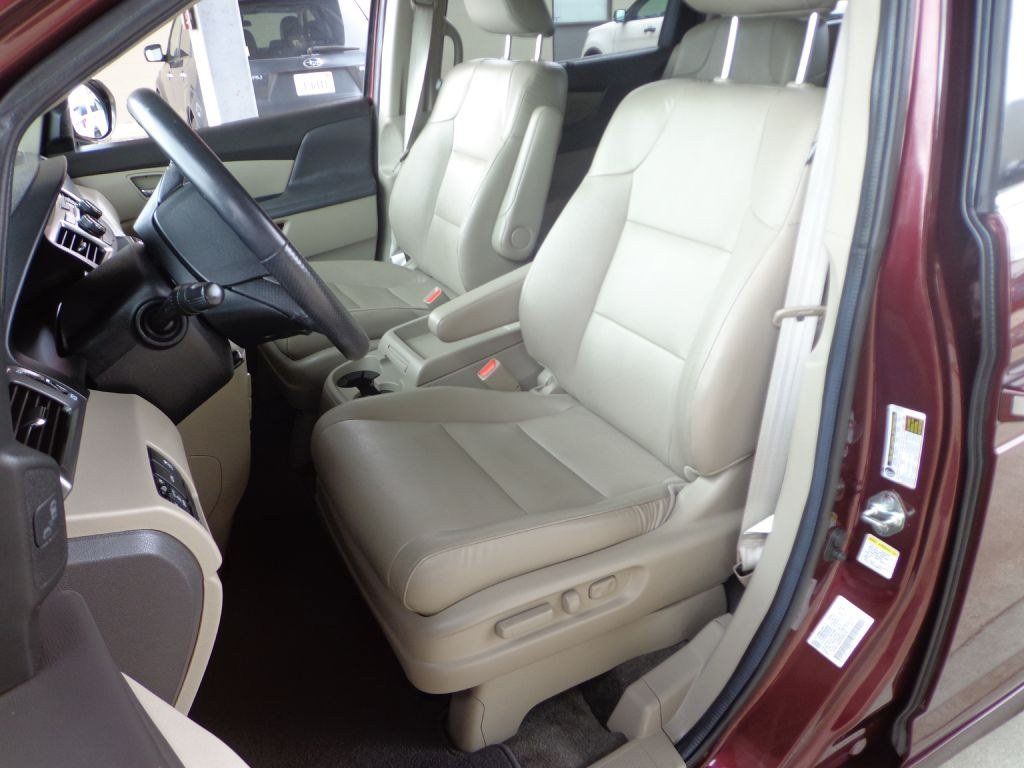 Used 2014 Honda Odyssey Touring image 14