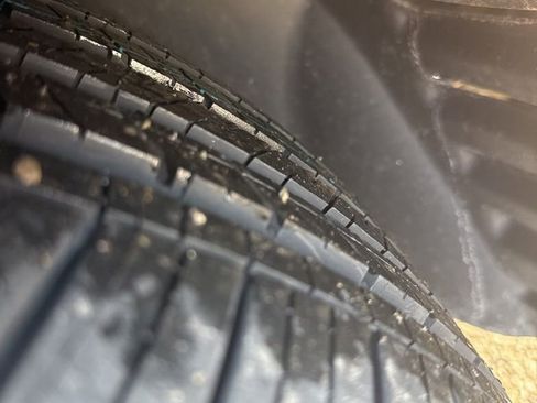 Used 2020 Chrysler 300 S image 12