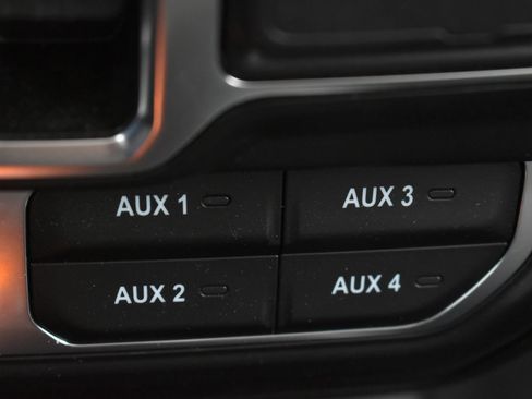 Used 2024 Jeep Gladiator Rubicon w/ Convenience Group image 31