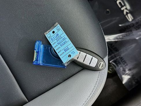 Used 2022 Nissan Kicks SR w/ Premium Package image 35