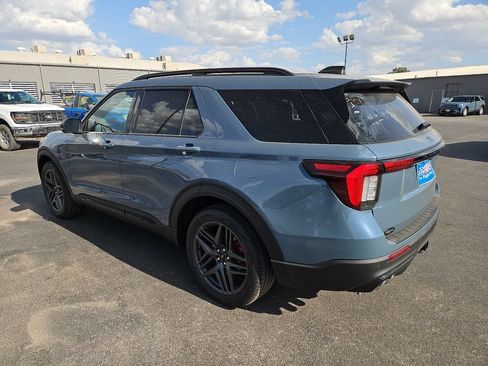 New 2026 Ford Explorer ST RWD image 8