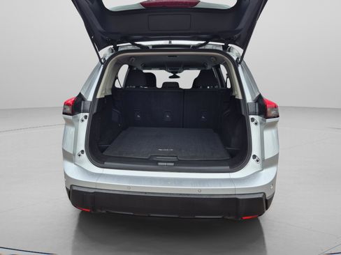 Certified 2025 Nissan Rogue S FWD image 11