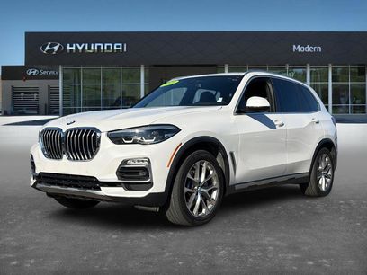 Used 2019 BMW X5 xDrive40i w/ Premium Package 2
