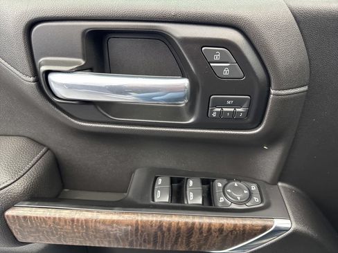 Used 2019 GMC Sierra 1500 Denali w/ Technology Package AWD/4WD image 28