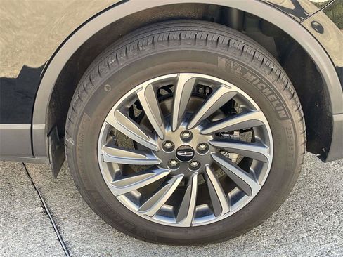 Certified 2023 Lincoln Corsair Reserve w/ Equipment Group 201A image 9