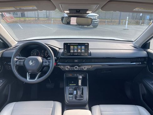 Used 2024 Honda CR-V EX-L image 8