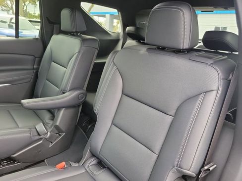 New 2026 Chevrolet Traverse LT w/ Driver Confidence Package image 8