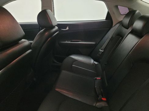 Used 2019 Kia Optima S FWD image 18