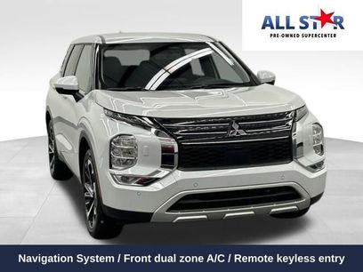 Used 2024 Mitsubishi Outlander SE