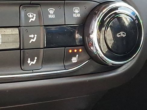 Certified 2023 Chevrolet TrailBlazer RS w/ Convenience Package image 25