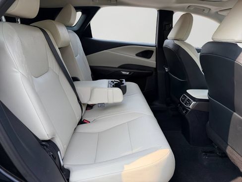 Used 2023 Lexus RX 350 Premium w/ Accessory Package AWD/4WD image 8
