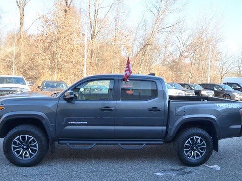 Used 2023 Toyota Tacoma TRD Sport image 5