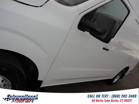 Used 2018 Nissan NV 2500 S RWD image 11