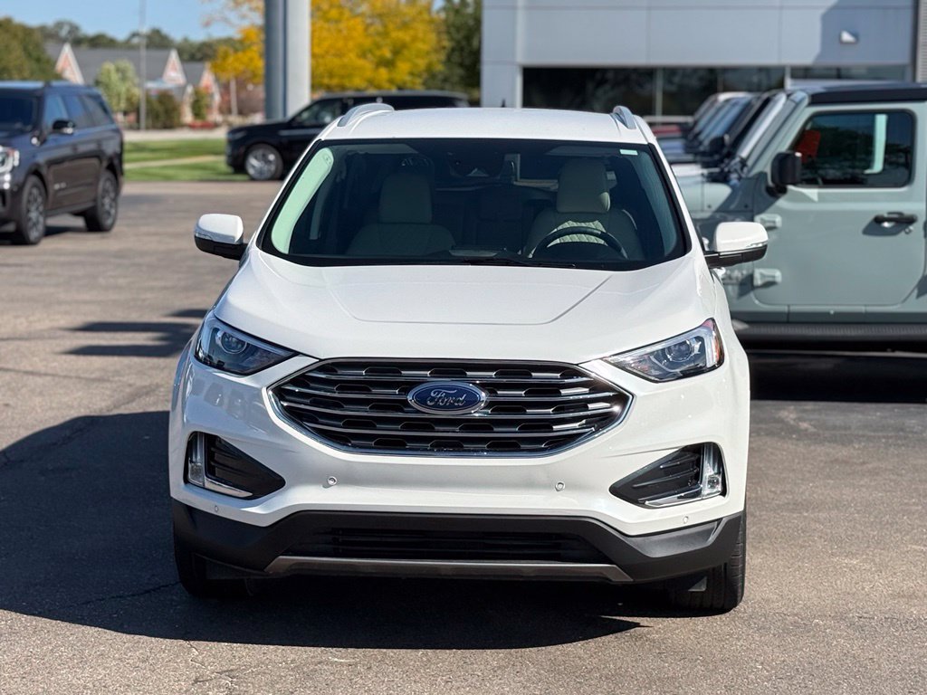 Used 2024 Ford Edge Titanium AWD/4WD image 32