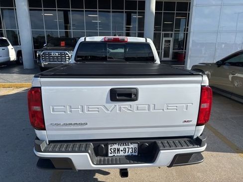 Used 2022 Chevrolet Colorado LT w/ LT Convenience Package RWD image 8