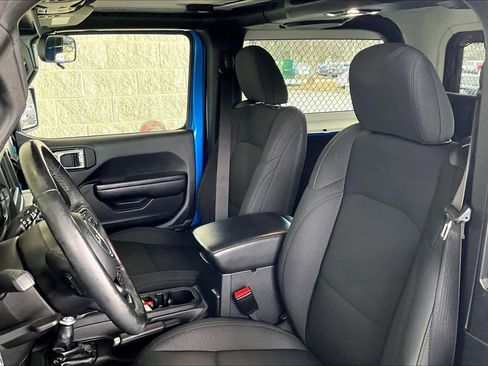Used 2021 Jeep Wrangler Willys image 6