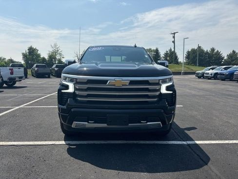 Used 2022 Chevrolet Silverado 1500 High Country w/ Technology Package image 8