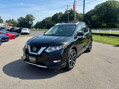 Used 2018 Nissan Rogue SL w/ Premium Package
