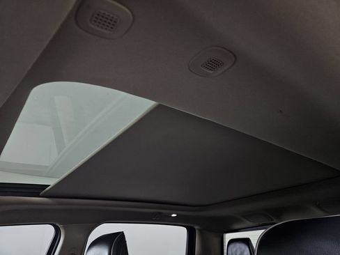 Used 2019 RAM 1500 Laramie RWD image 22