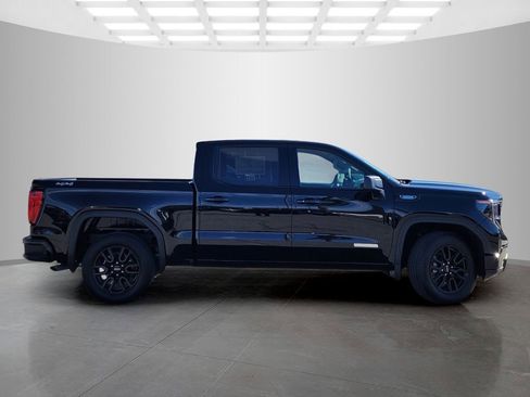 New 2026 GMC Sierra 1500 Elevation image 3