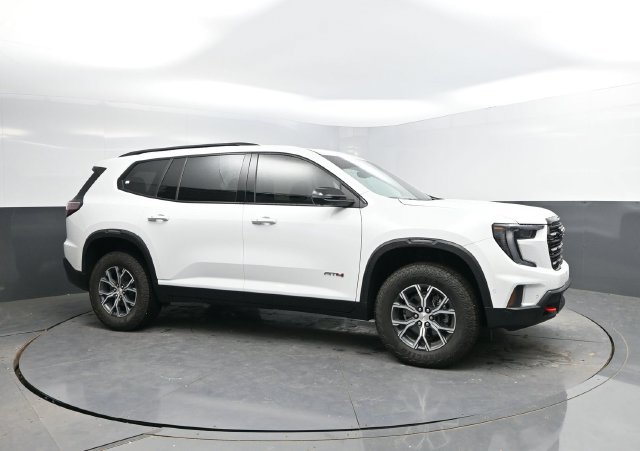 Used 2026 GMC Acadia AT4 w/ Super Cruise Package AWD/4WD image 3