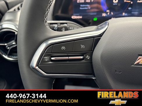 New 2026 Chevrolet Equinox EV LT image 18