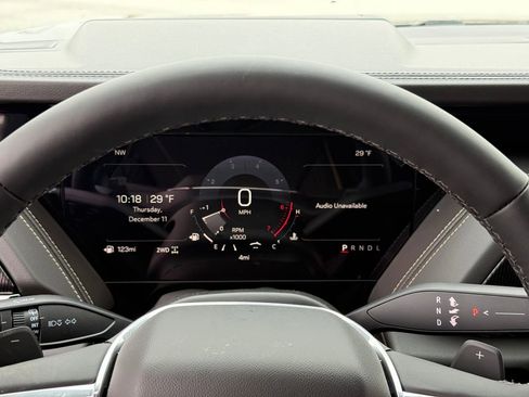 New 2026 GMC Yukon Elevation image 35