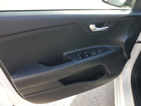 Used 2023 Kia Rio S image 21