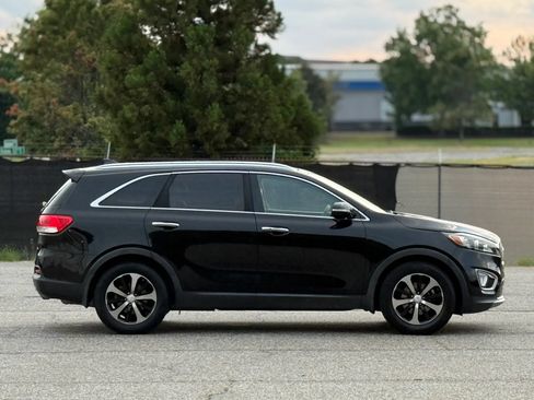 Used 2017 Kia Sorento EX w/ EX Advanced Touring Package FWD image 7